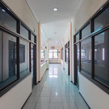 Reddoorz @ Achino Hotel Бандунг Екстериор снимка